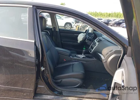 2018 Nissan Altima 2.5 Sr z USA, uszkodzony, nr VIN 1N4AL3AP5JC219938